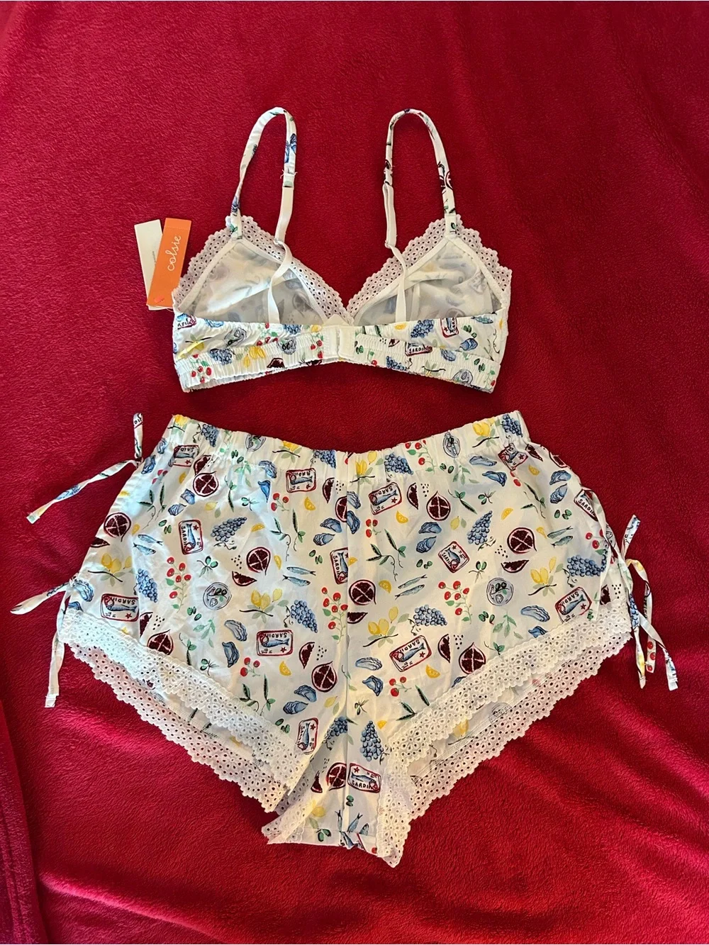 NWT Colsie Women’s White Floral Lace-Trim Bralette & Shorts Set    Size Small - Picture 4 of 6